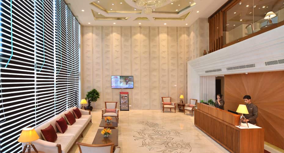آميا سويتس, New Delhi 2
